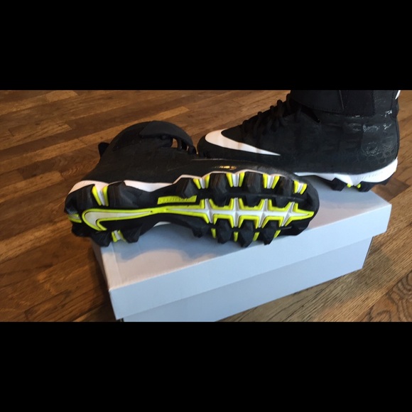 Mens Nike force savage shark football cleats - Picture 6 of 8